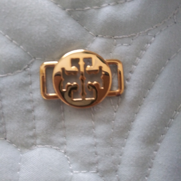 Authentic Tory Burch replacement Gold Metal Logo - Picture 4 of 9